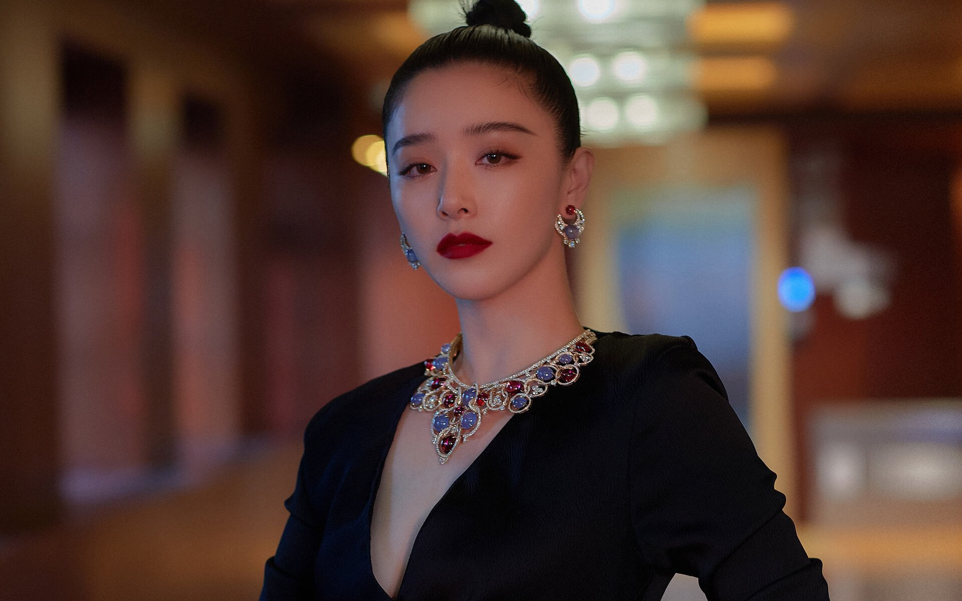 中国女篮教练团队不断壮大,战术革新备受期待,中国女蓝教练团队