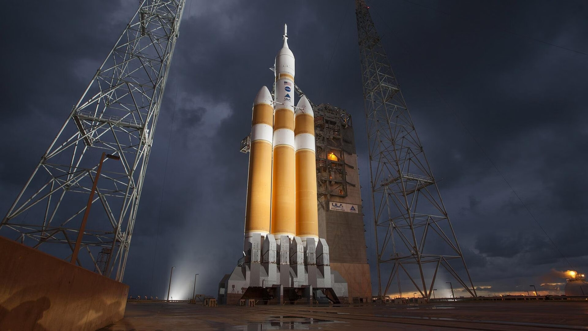 拉丁舞盛会：热情与优雅的碰撞，拉丁舞演出视频