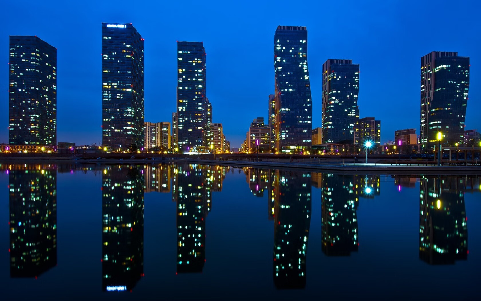 雪地+足球+波斯风格？伊朗队成冬奥时尚新星，伊朗滑雪胜地