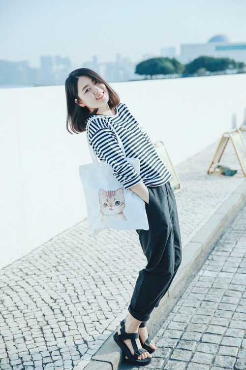 哈兰德闪耀欧冠赛场，再次打破进球纪录