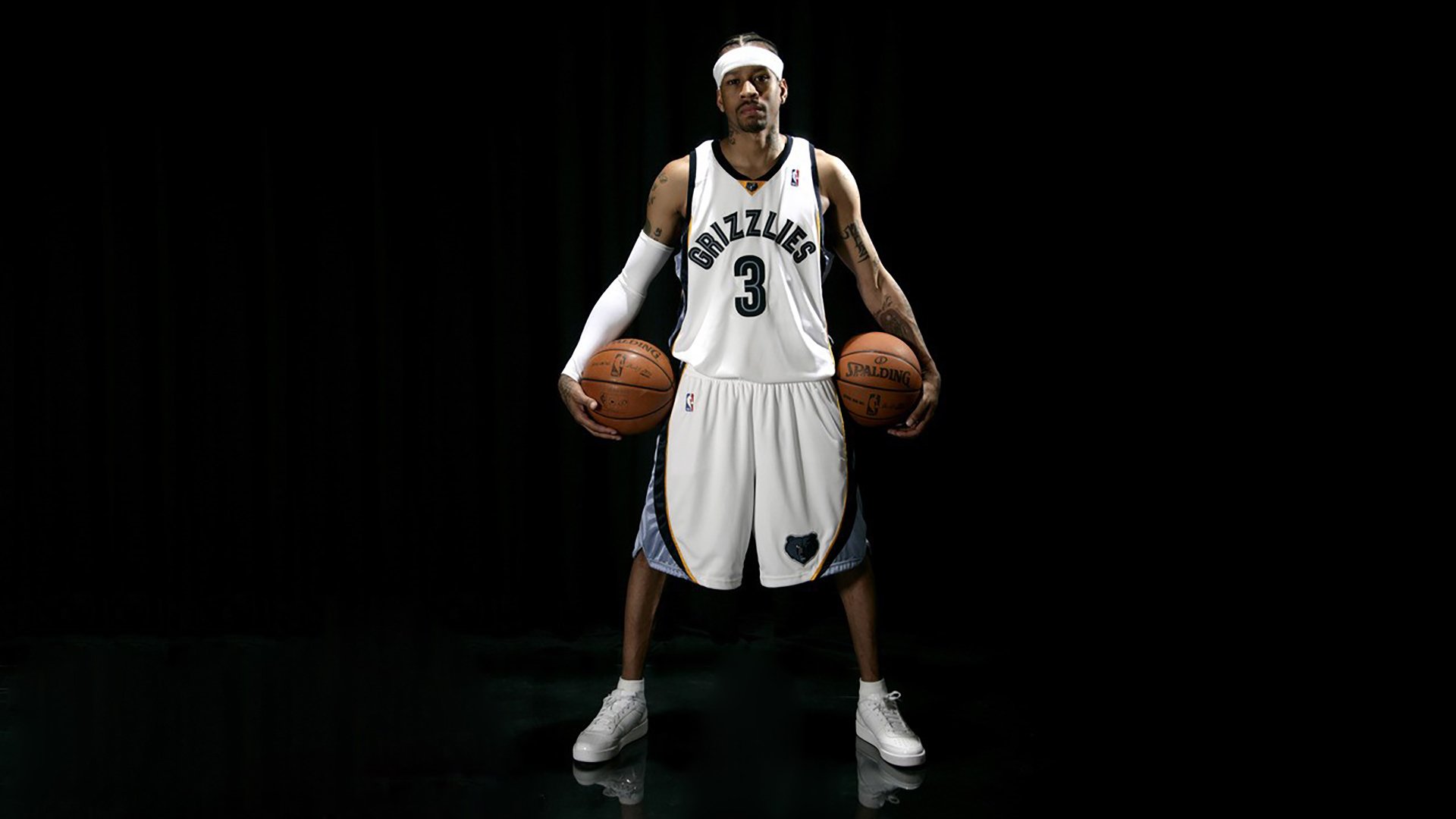 巴黎签下一名世界级中场，阵容更上一层楼，巴黎中场核心